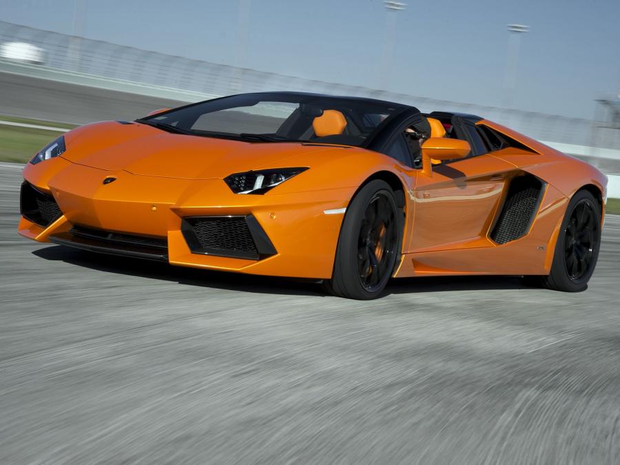  Lamborghini Aventador LP700-4 Roadster 2013 года  (фото 21 из 68)